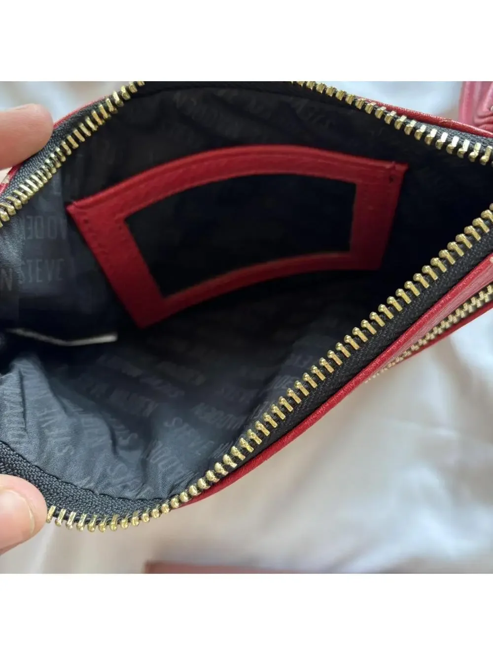 Pink and red Steve Madden wallet bundle. #y2k #stevemadden